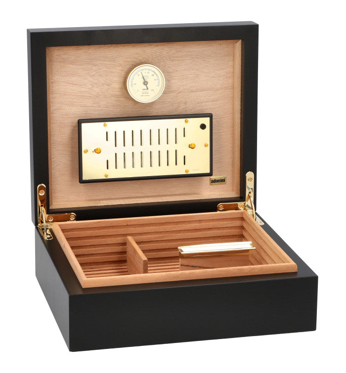 Adorini Torino Deluxe Humidor - detail hygrometer en vergulde scharnier