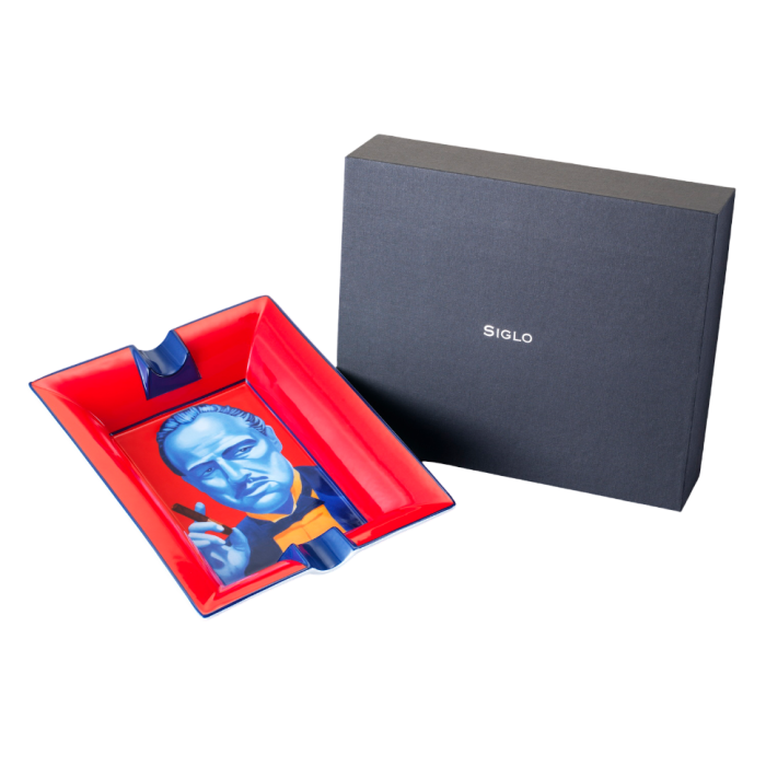 Siglo Ashtray by C.D. Marlon Brando - detailopname artwork