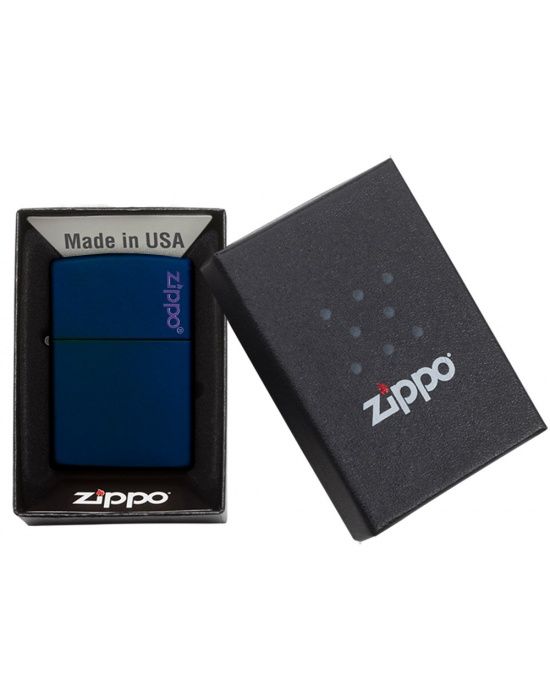 Zippo Aansteker Navy Blue Matte w/ Logo - detail