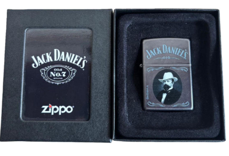 Zippo Limited Edition Jack Daniels Vintage aansteker vooraanzicht