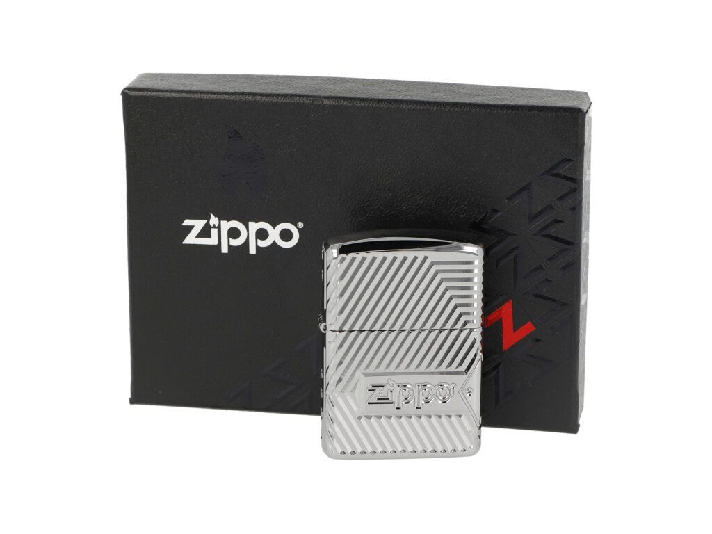 ZIPPO Aansteker PL 167 Zippo Bolts Design - detail