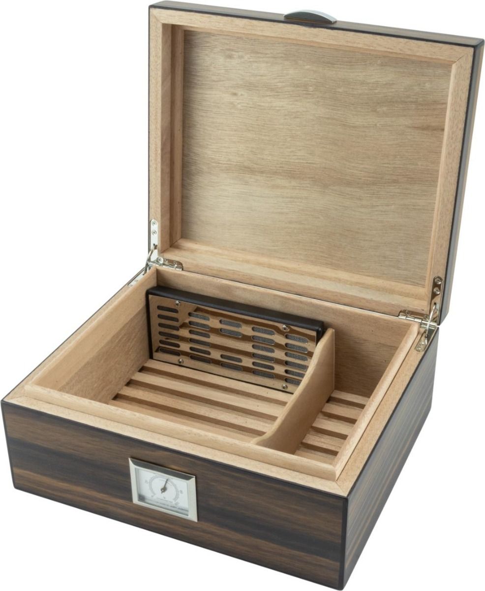 Humidor Leaf Voor ca 25 sigaren - binnenaanzicht cederhout