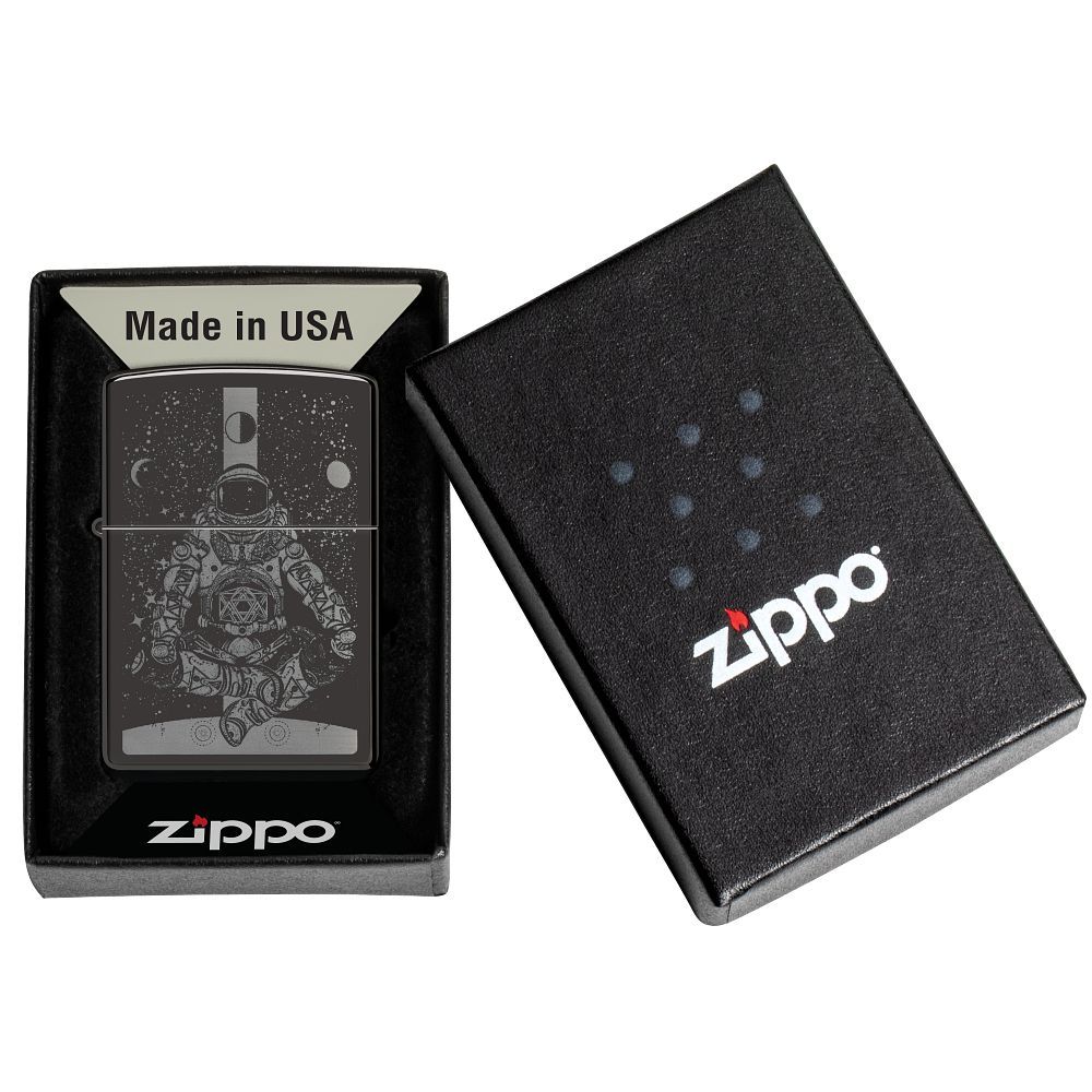 Zippo Aansteker Astronaut in Space Design - detail