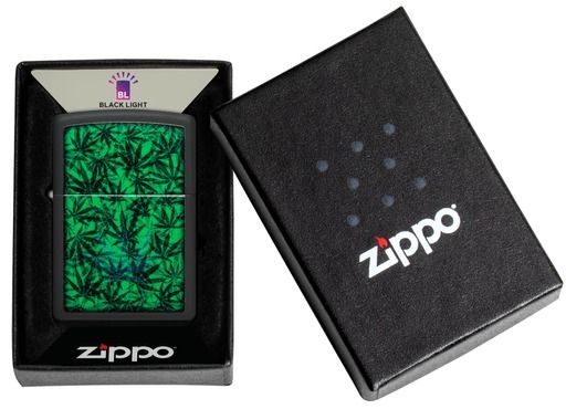 Zippo Aansteker 218 Cannabis Design - detail