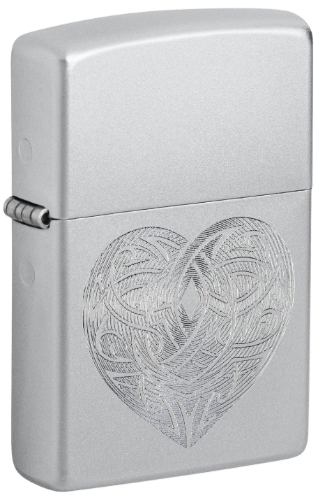 Zippo 205 Celtic Heart Design aansteker - voorkant met Keltisch hart