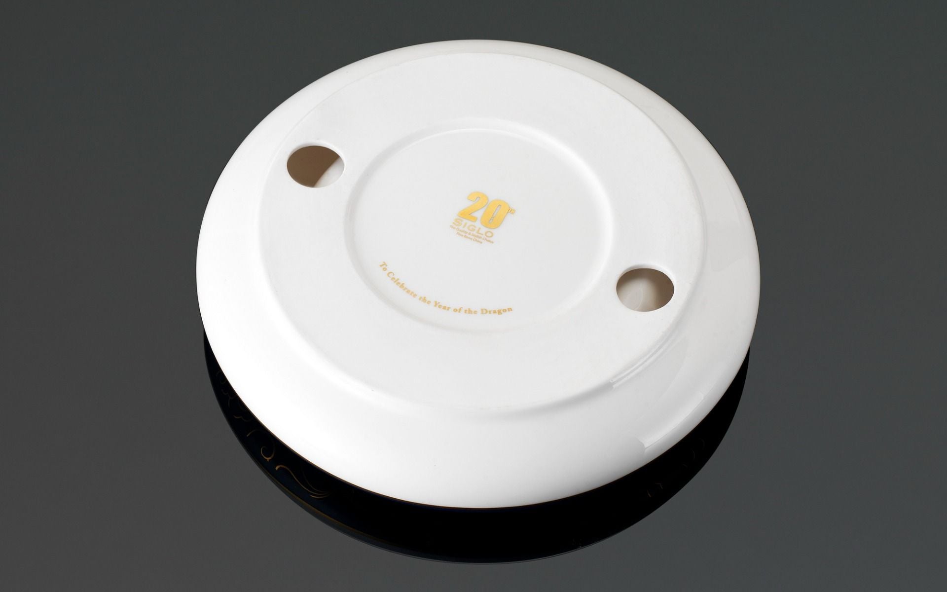 Siglo - Year of the Dragon Ashtray - zijaanzicht