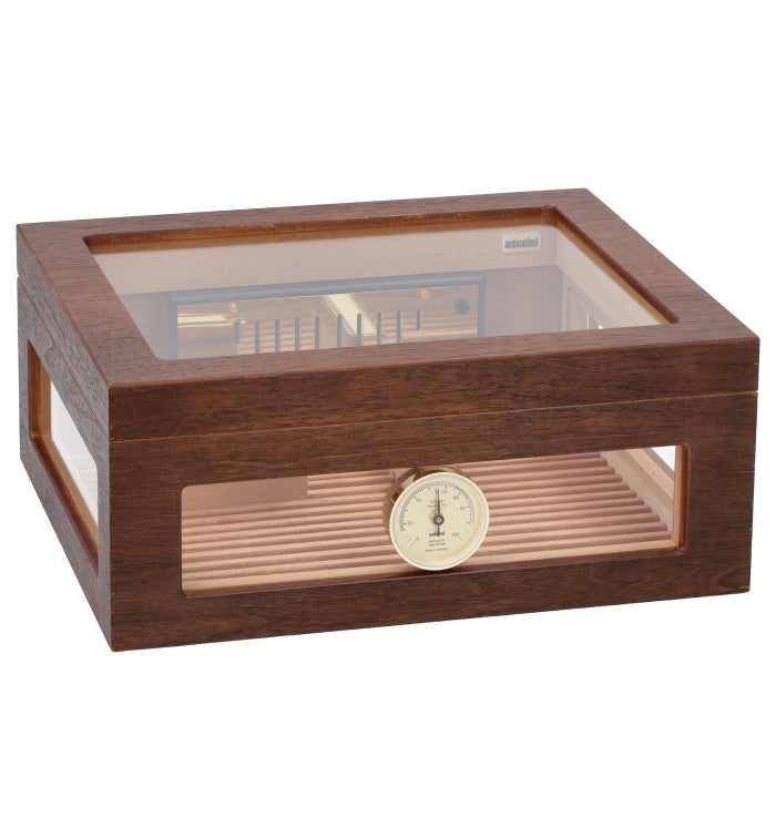 Adorini Treviso Walnut Deluxe Humidor - vooraanzicht