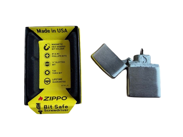 Zippo - 200 Brushed Chrome + Bit Safe Screwdiver insert - achteraanzicht