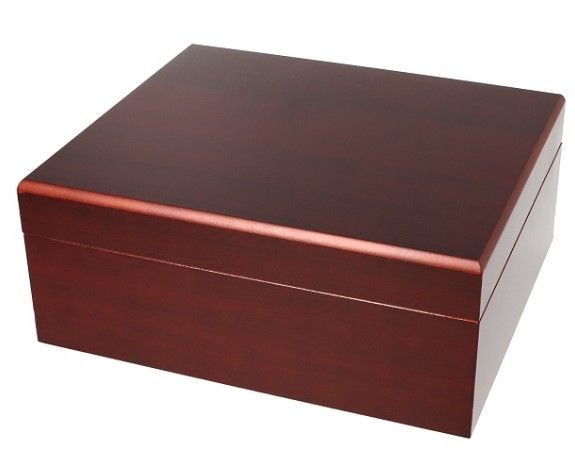 Germanus Humidor Set brown 26x22,5x10,8cm - binnenaanzicht met cederhout en accessoires