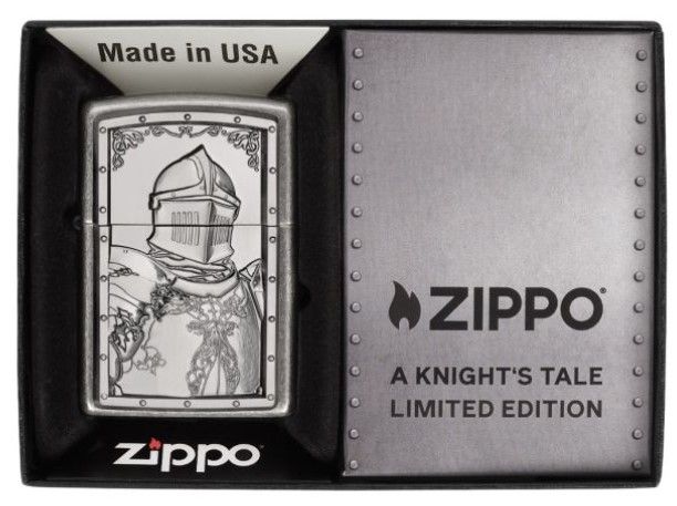 Zippo 121FB A Knight's Tale Limited ed. aansteker vooraanzicht