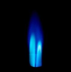 Caseti Double jet Cigar Lighter Light Blue - vlam detail