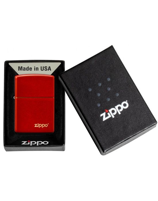 ZIPPO Aansteker Metallic Red with Zippo Logo - detail