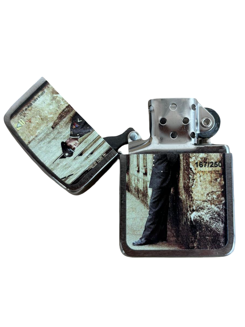 Zippo Limited Edition Elvis Presley Replica 1941 aansteker achteraanzicht